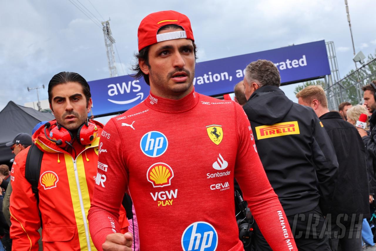 Carlos Sainz “nudged” in one direction as options reduce to a 50-50 choice