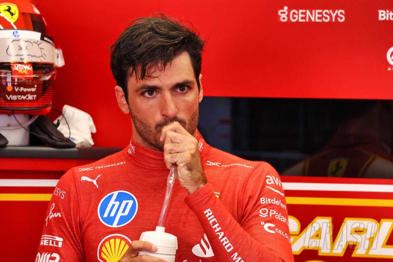 Third F1 team emerges for Carlos Sainz as possible option following Spanish GP