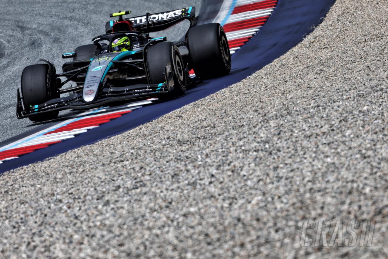 Toto Wolff reveals “extensive” floor damage played role in Lewis Hamilton’s ‘bad day’