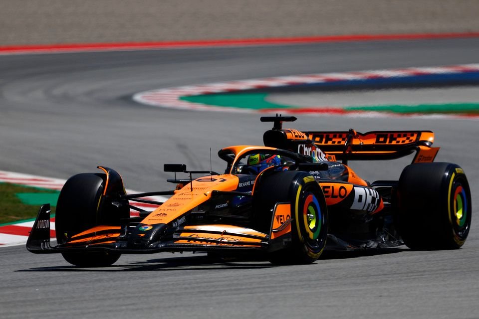 McLaren, hâlâ yüksek hızlı virajlar için “yapılacak işler” olduğunu düşünüyor