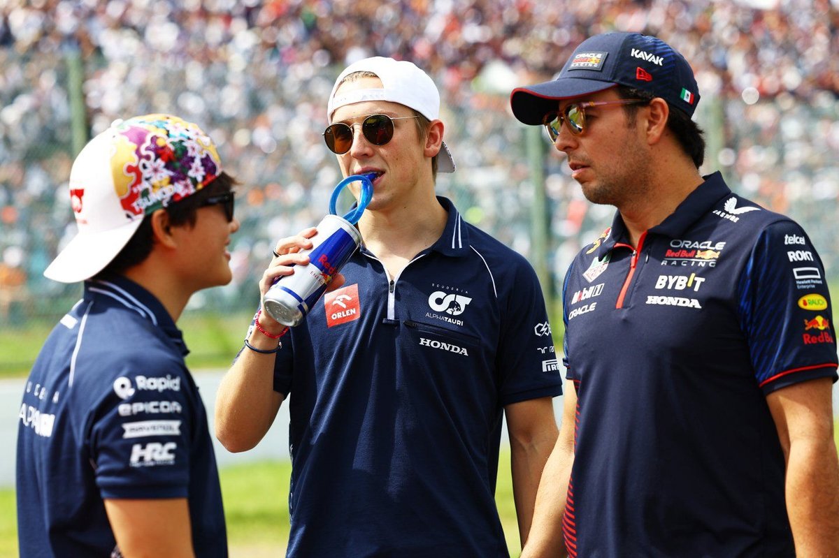 Red Bull’a, Perez’in yerine Ricciardo’yu değil, Lawson’ı alması önerildi
